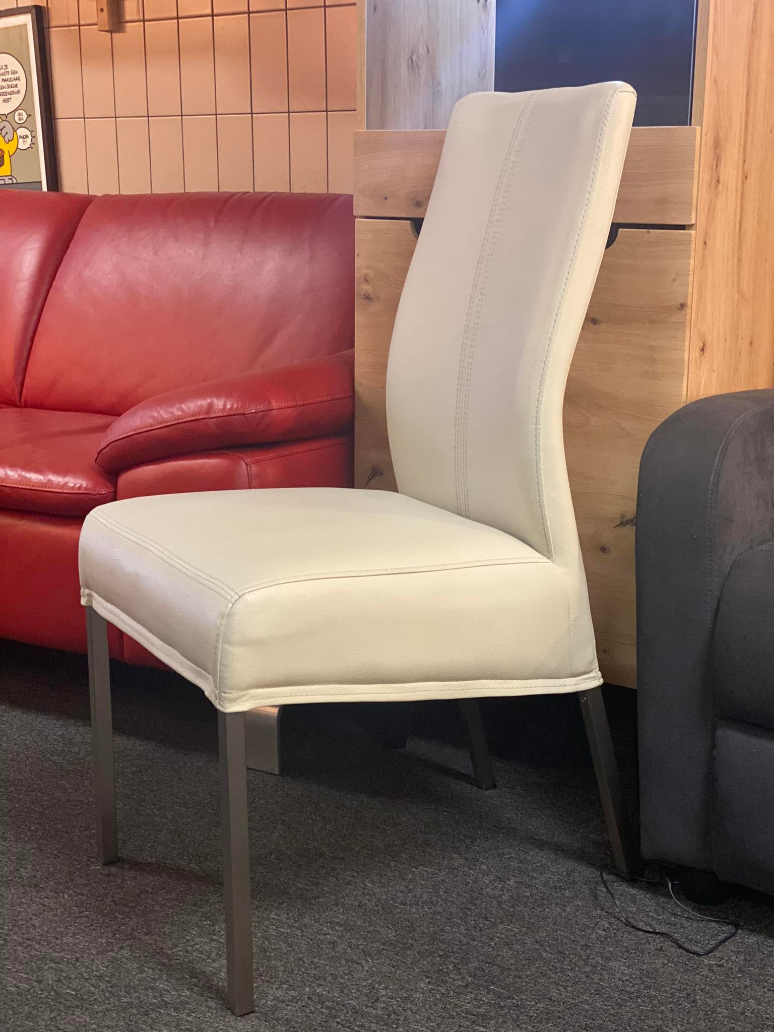 6x Chaises salle à manger en cuir Meublesmalin