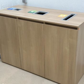 Meuble poubelle 3 compartiment ( 2 pièces disponibles)