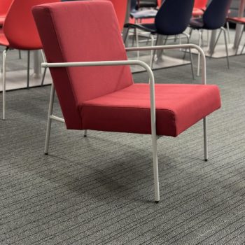 Fauteuil tissu rouge (6 pièces disponibles)