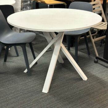 Table salle à manger ronde - MARIEDAMM (2 pièces disponibles)