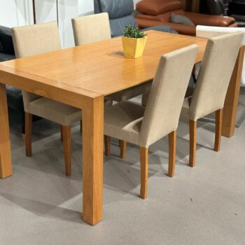 Table à manger en bois extensible