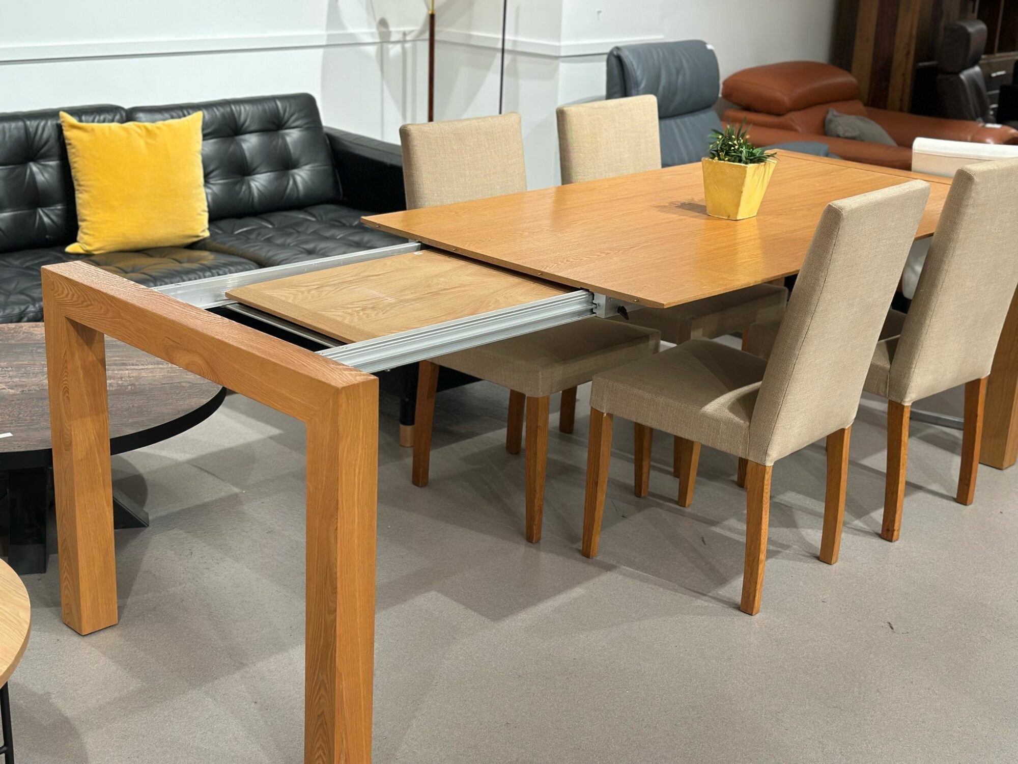 Table à manger en bois extensible - Image 3