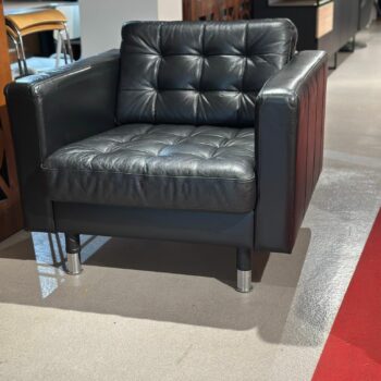 Fauteuil en cuir noir - LANDSKRONA