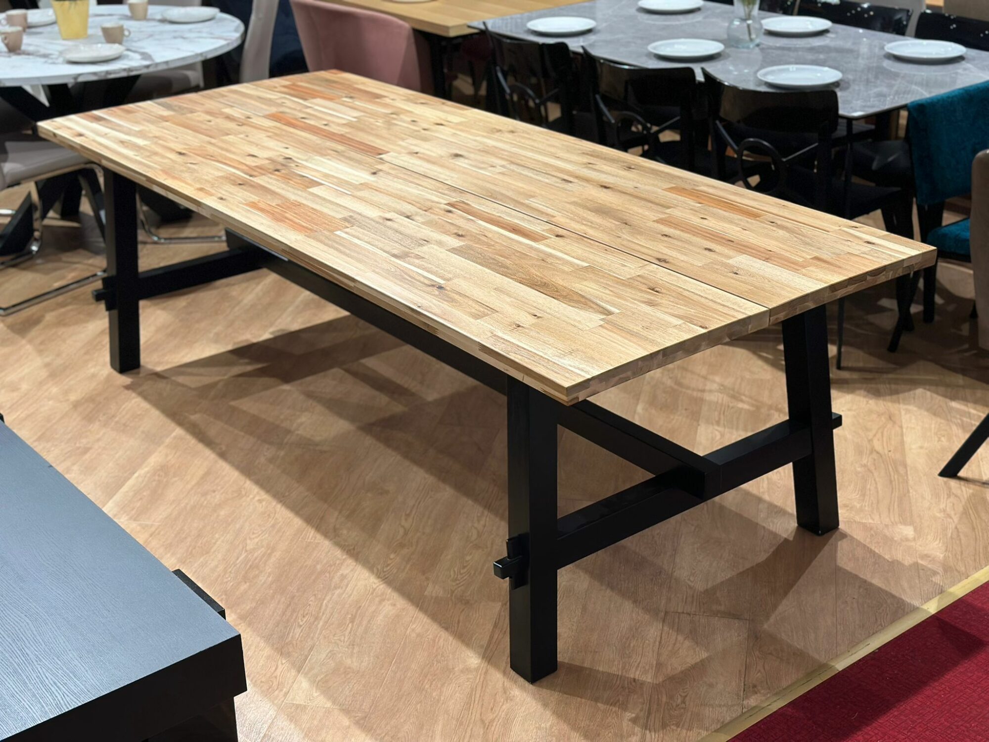 Table à manger en bois acacia - SKOGSTA - Image 3