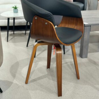 Chaise design bois courbé et similicuir