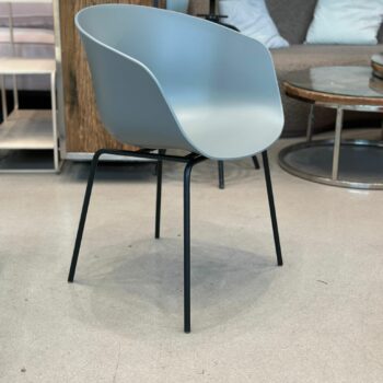 Chaise style HAY gris (6 pièces disponibles)