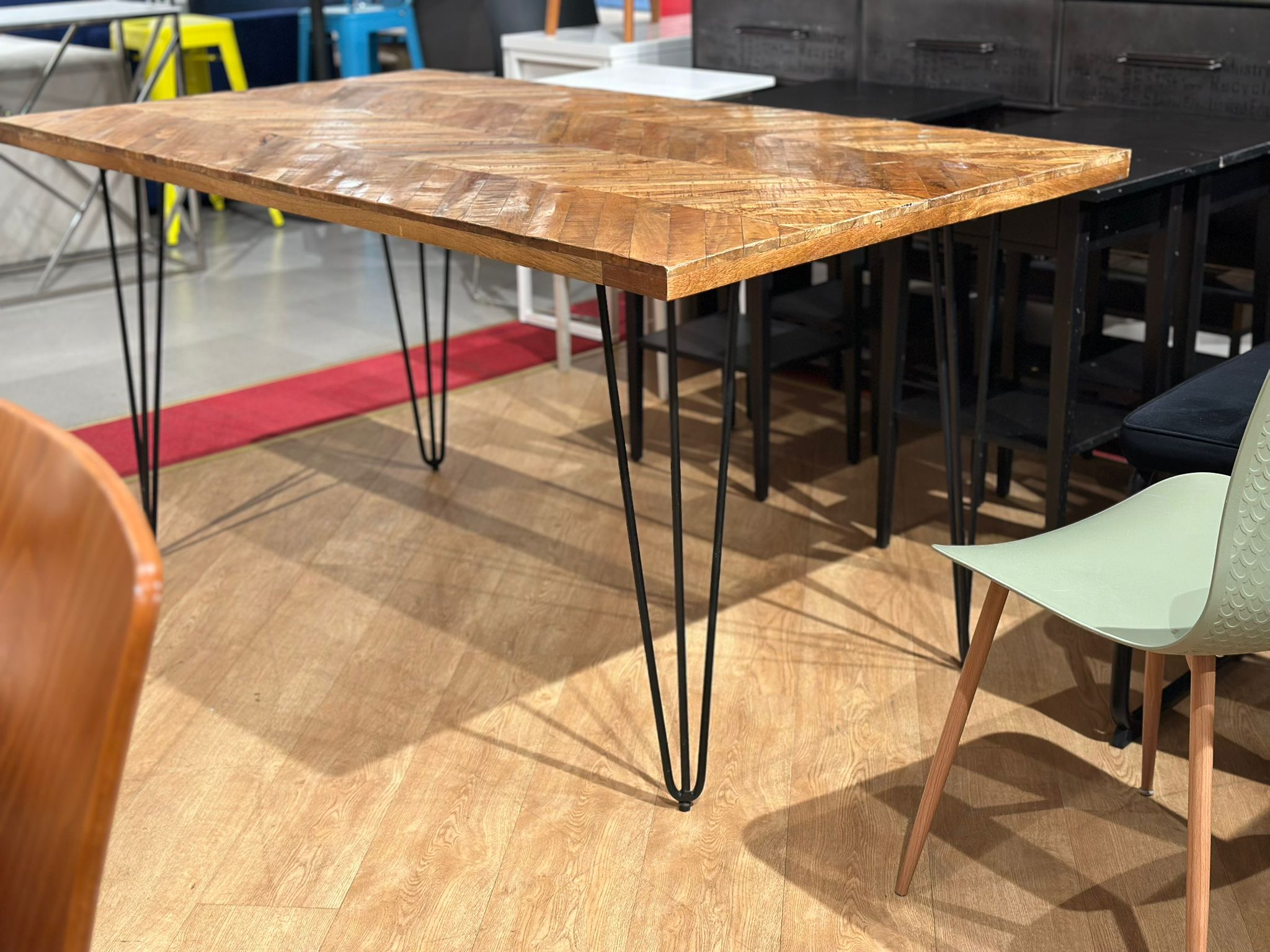 Table à manger en bois
