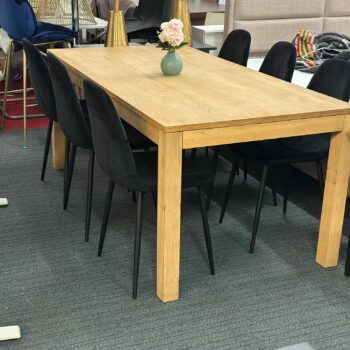 Table à manger en bois massif