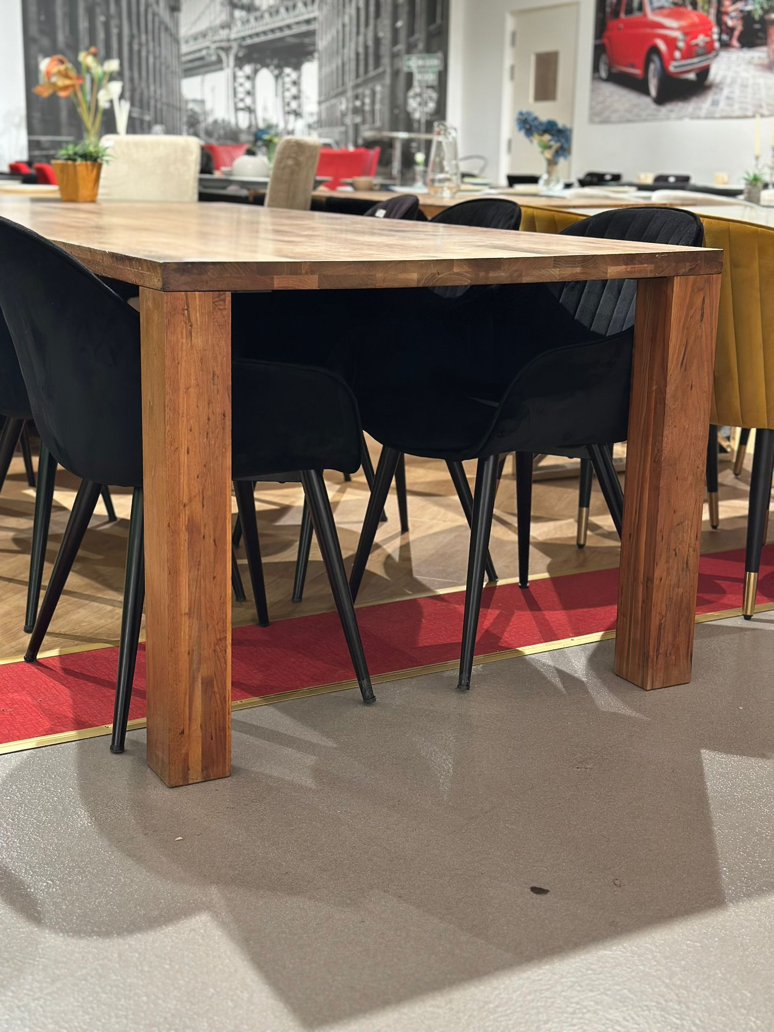 Table à manger en bois massif - Image 3