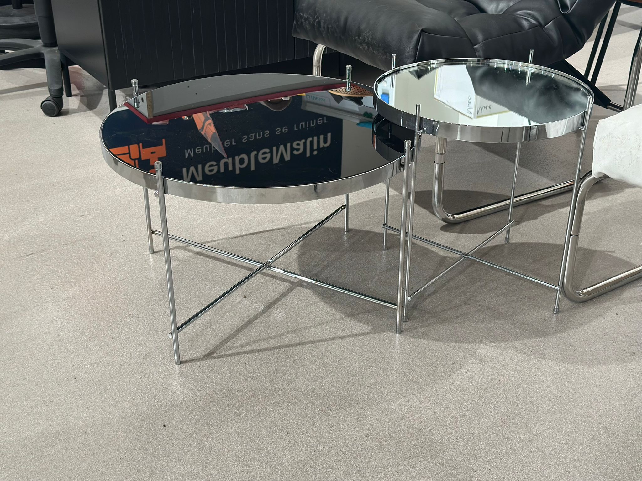 Table de salon gigognes