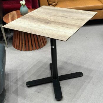 Table 2 personne plateau pliable (10 pièces disponibles)