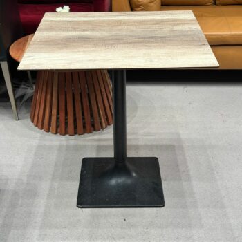 Table 2 pr HORECA (21 pièces disponibles)