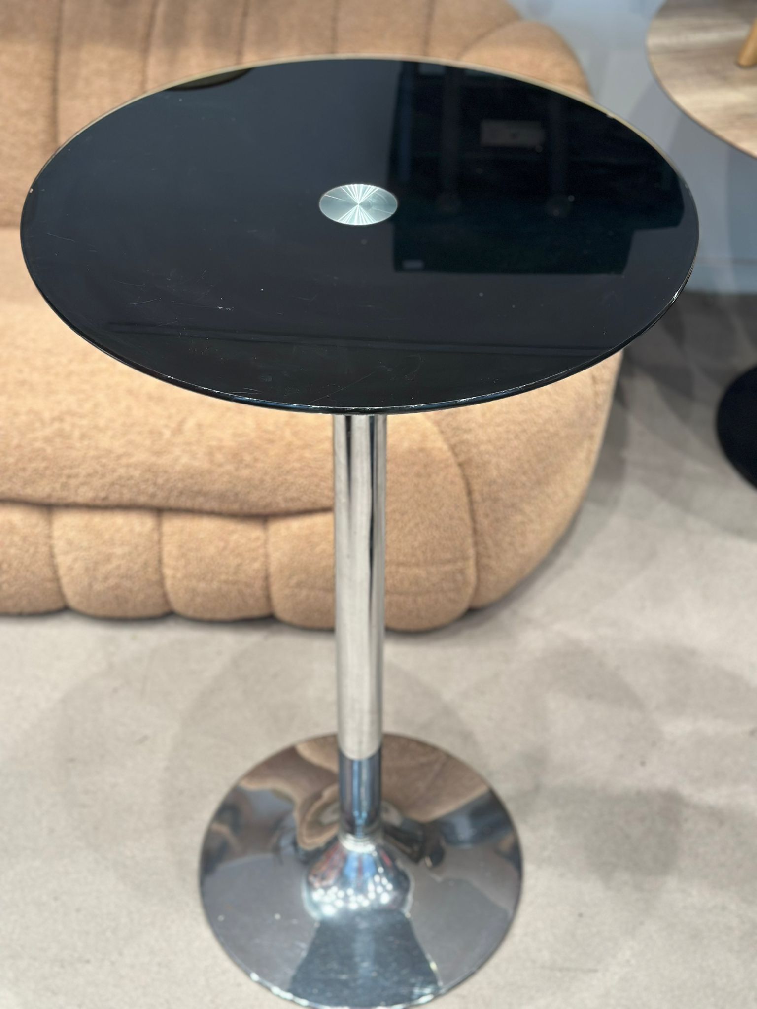 Table haute / mange debout en verre trempé noir - Image 2