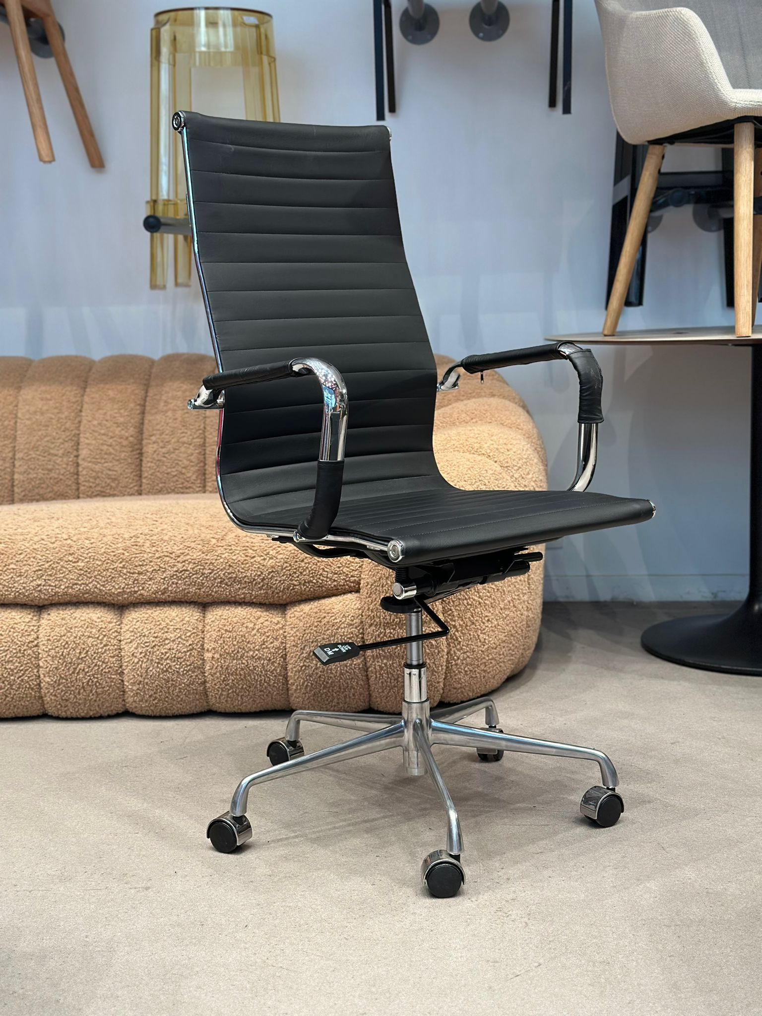 Chaise de bureau similicuir - Image 3