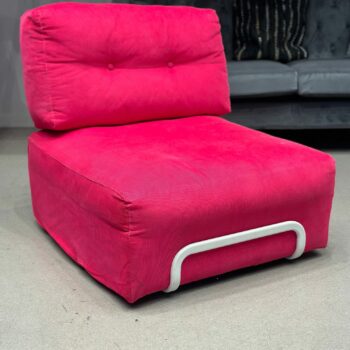 Fauteuil en velours côtelé rose