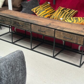 Meuble TV style industriel avec 4 tiroirs