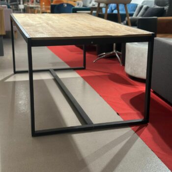 Table à manger style industriel en bois