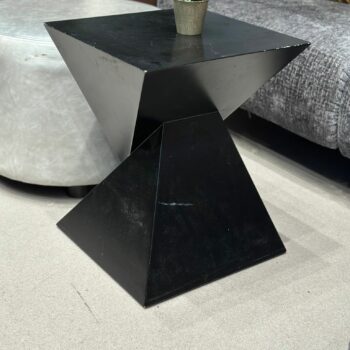 Table d'appoint design
