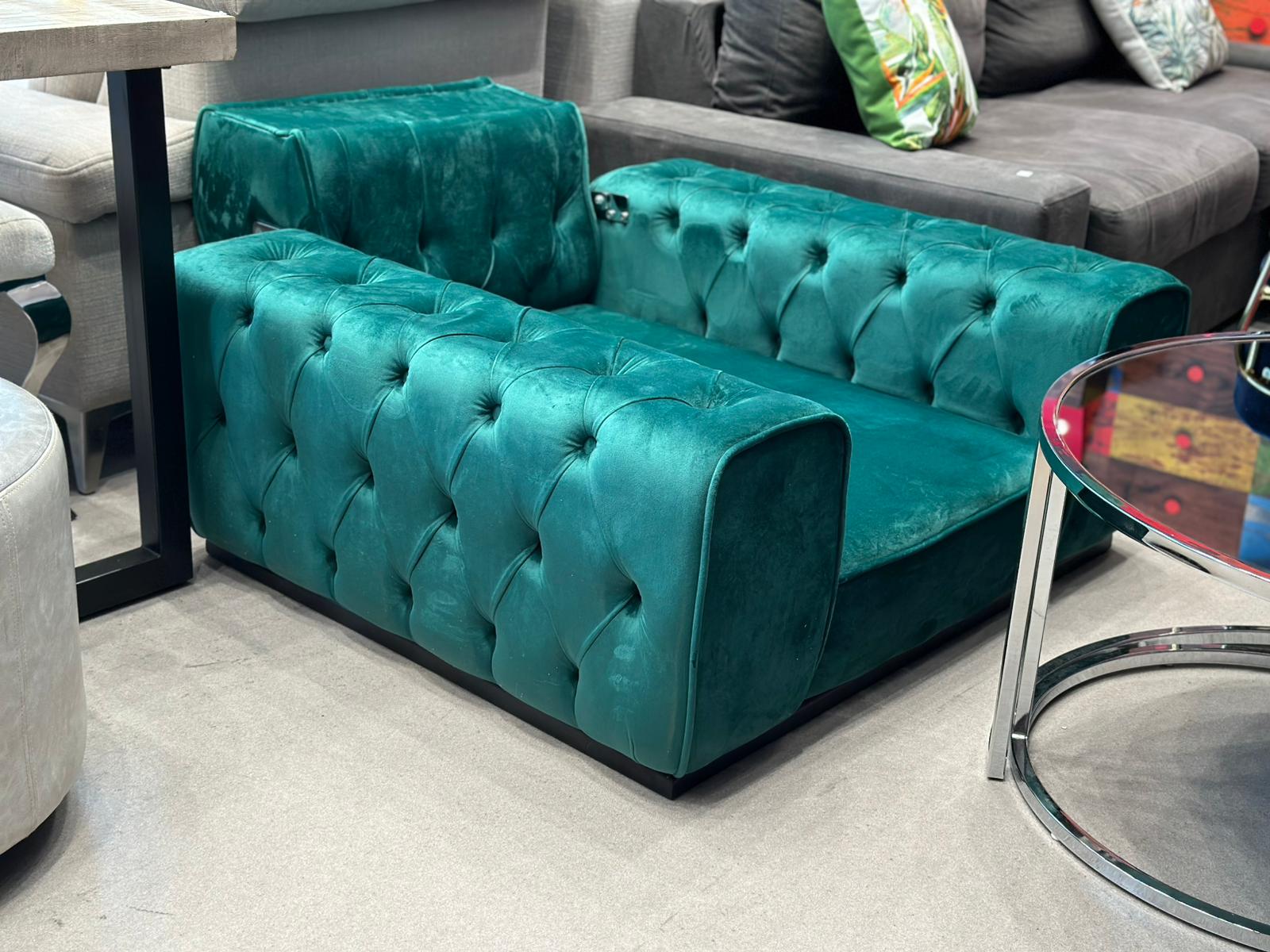 Fauteuil d'appoint capitonnée en velours vert - Image 2