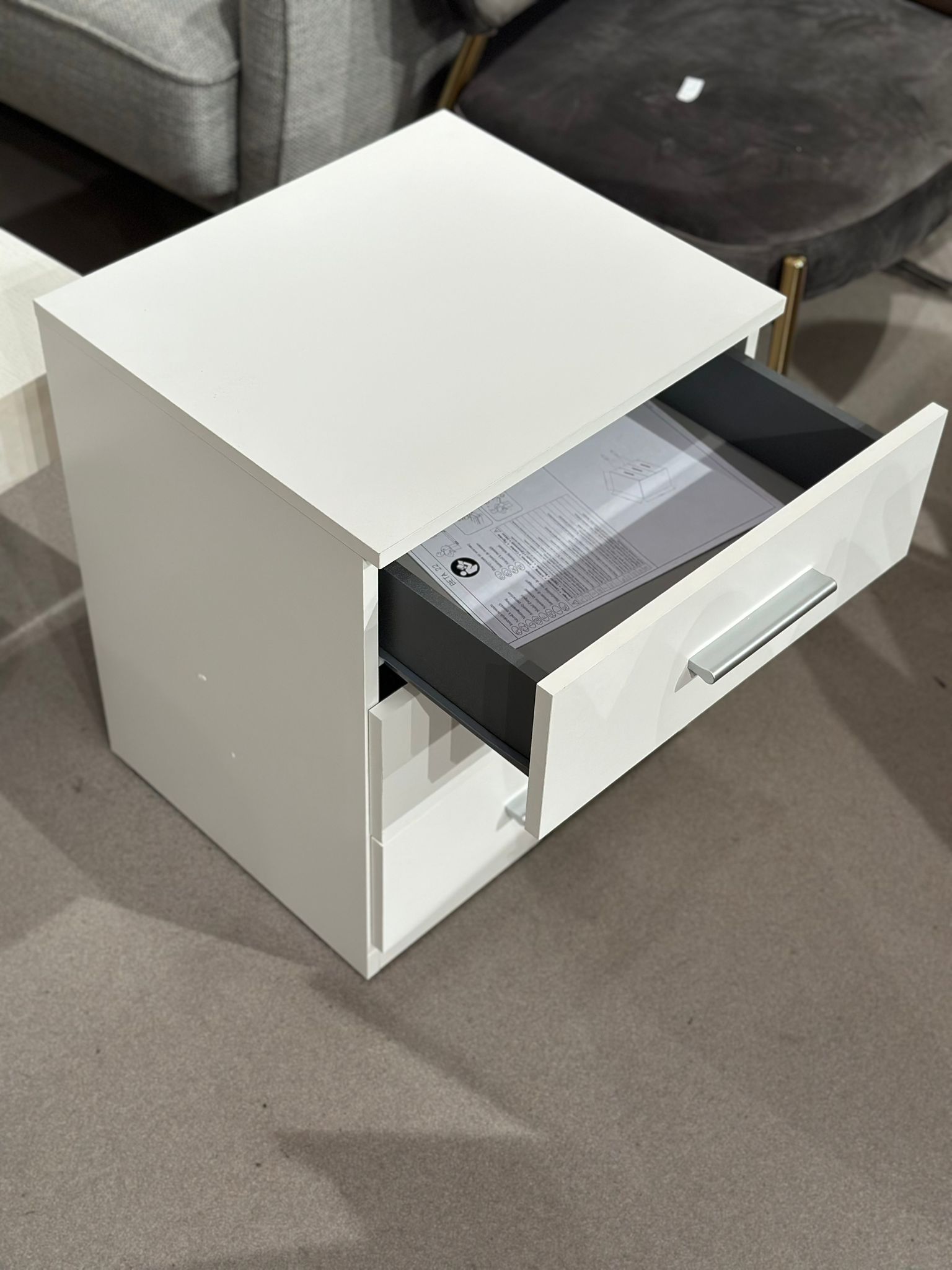 Table de chevet 3 tiroirs - Image 2