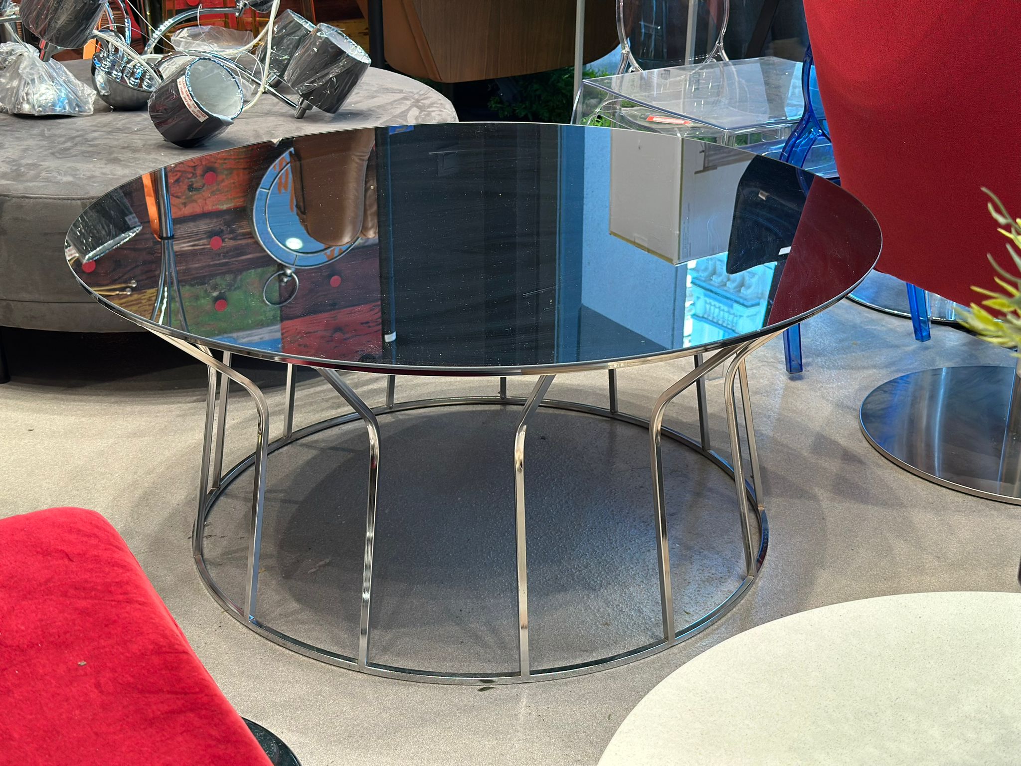 Table de salon ronde plateau en verre miroir