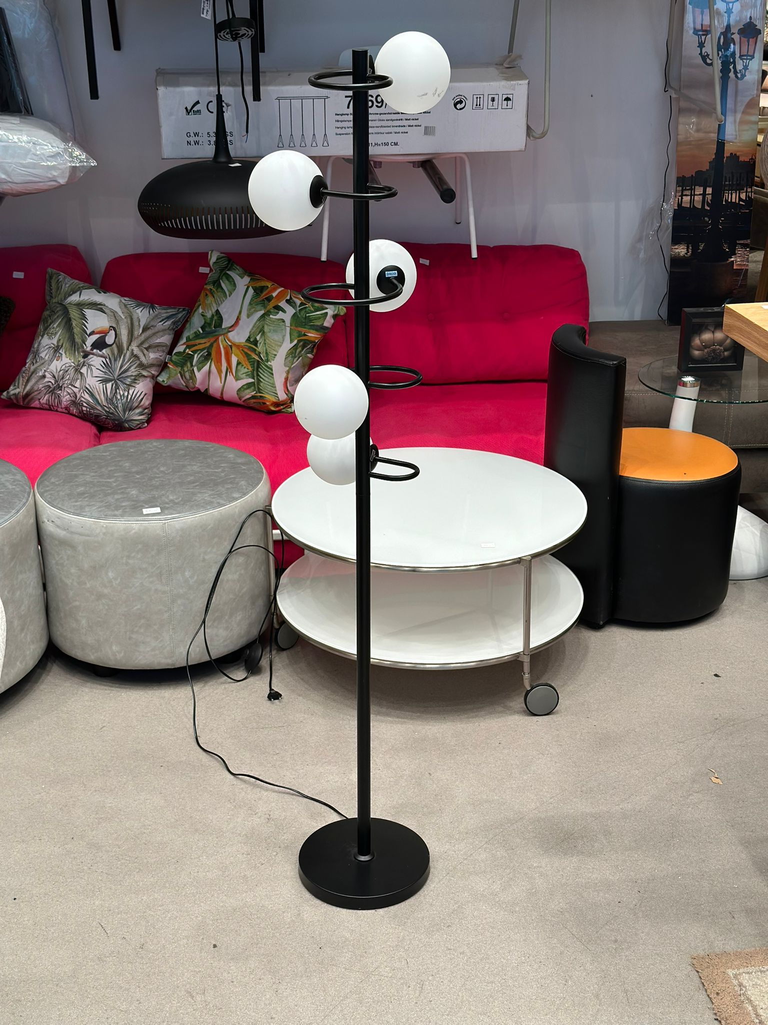 Lampadaire sur pied 5 boule lumineuse