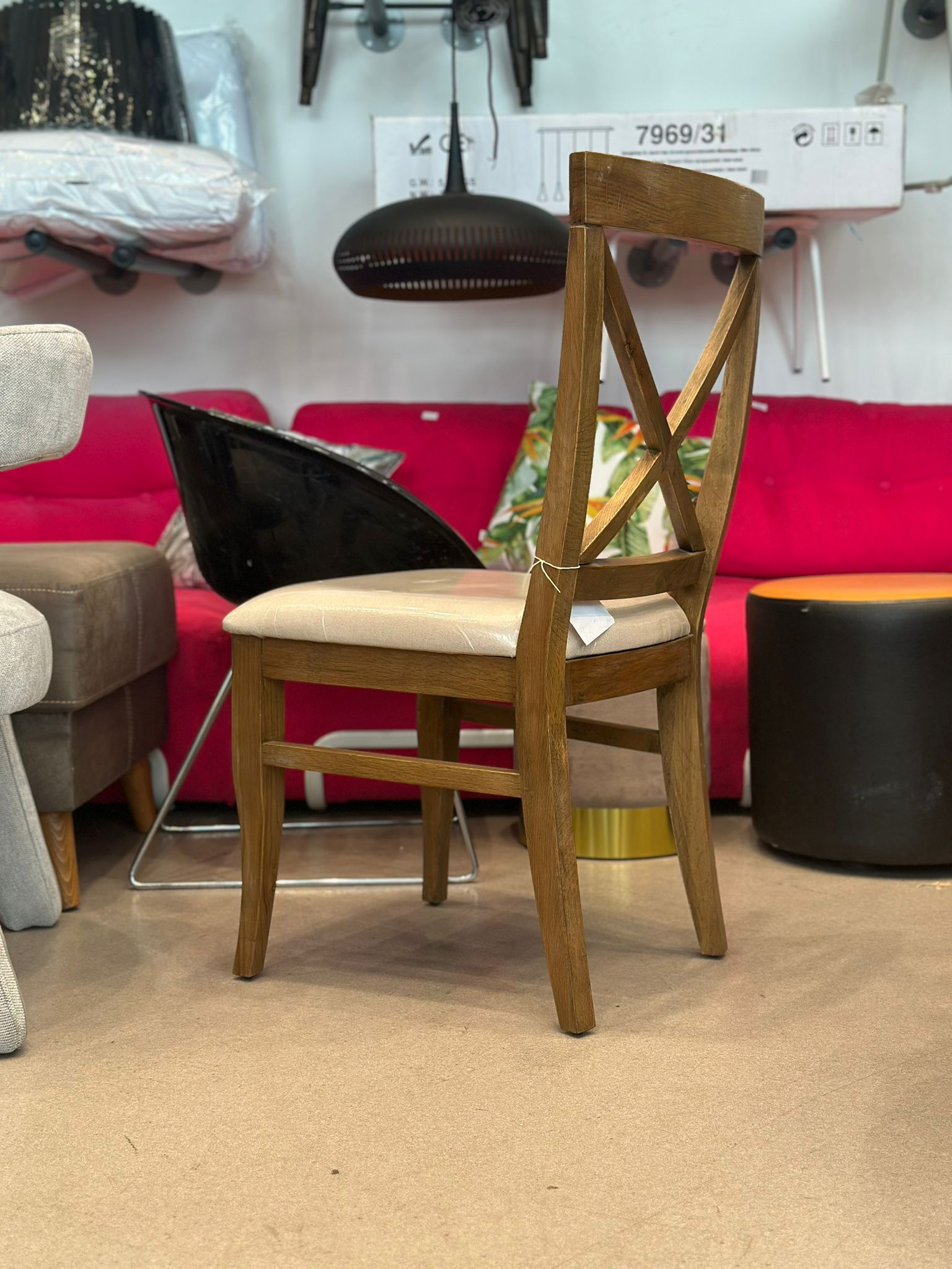 2x Chaises salle à manger en bois style rustique - Image 2