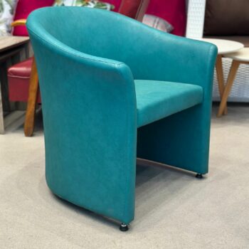 Fauteuil d'appoint vert (2 pièces disponible)