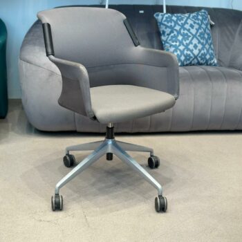 Chaise de bureau - Giroflex 434 (12 pièces disponibles)