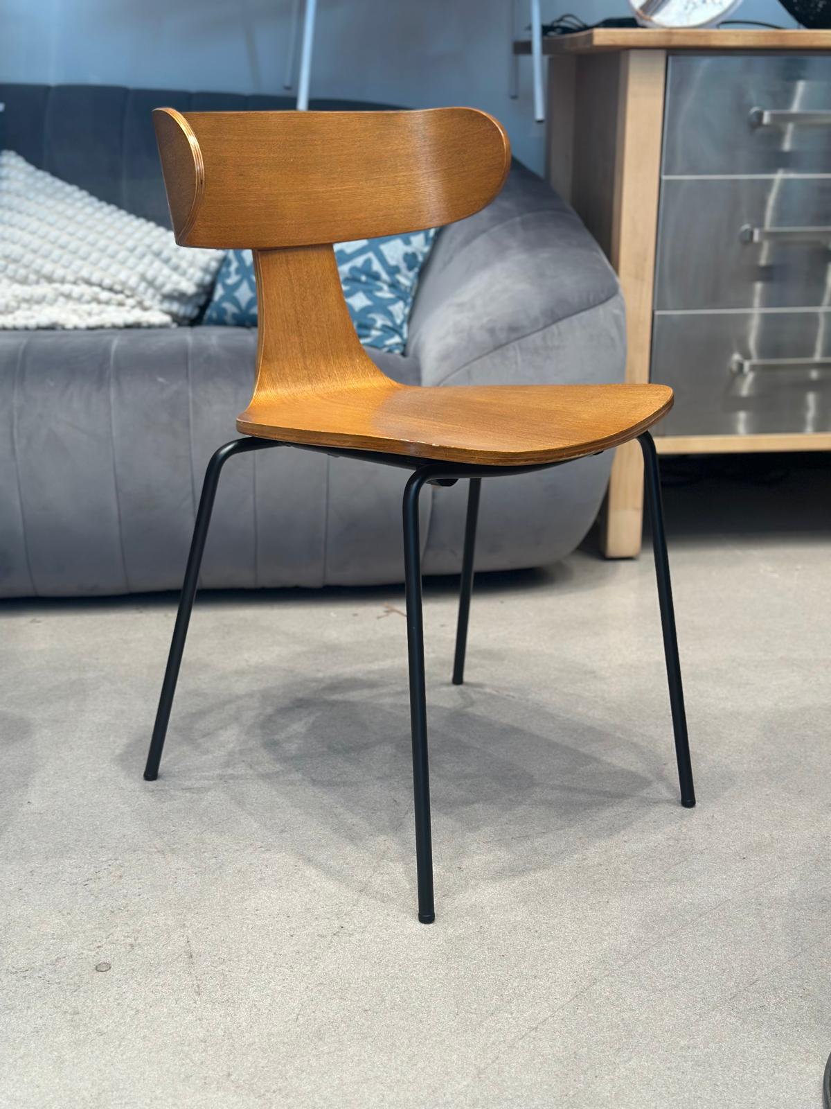 2x Chaises design en bois dossier arrondi - Sissy-Boy - Image 2