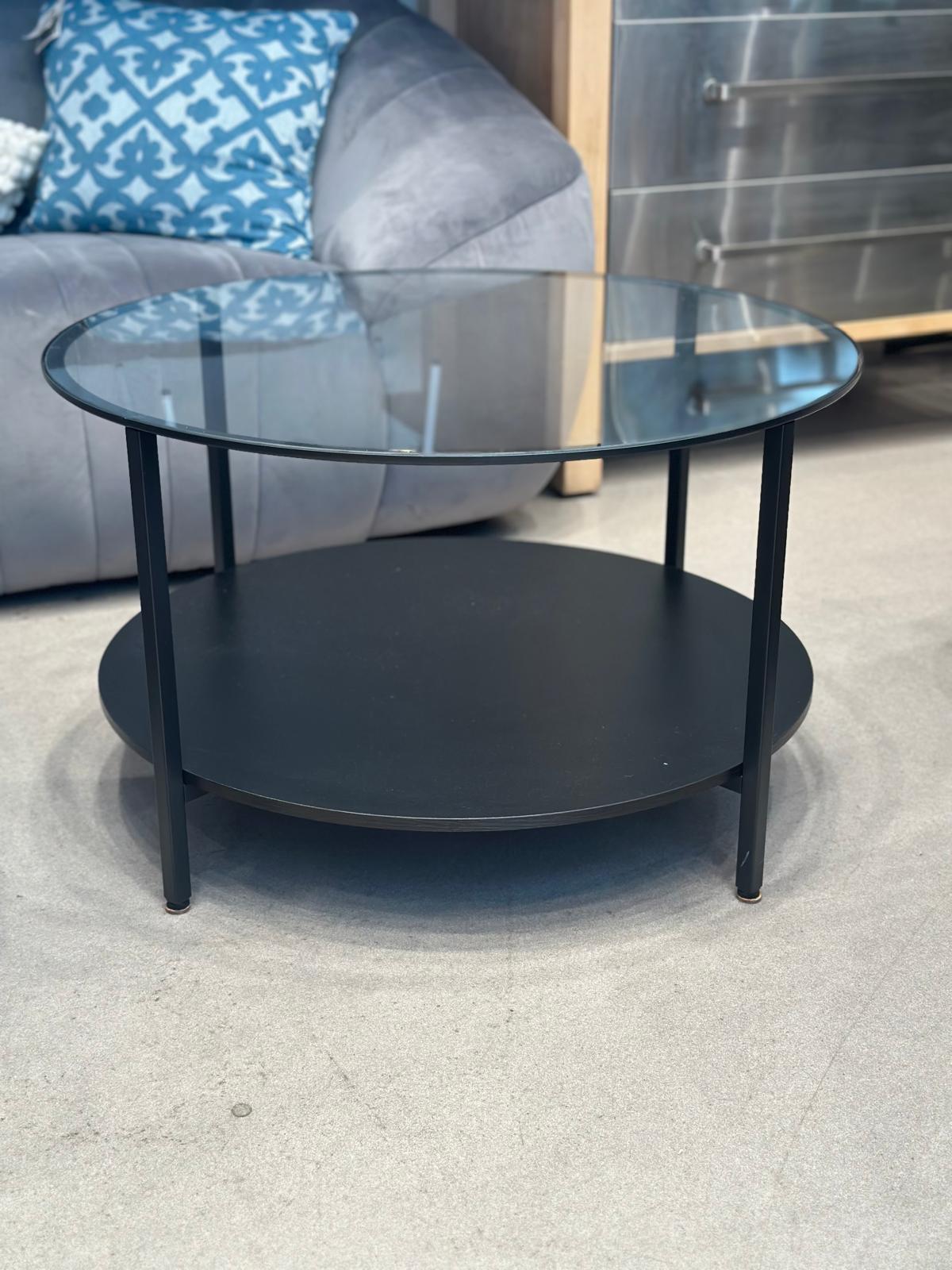 Table de salon dessus vitré