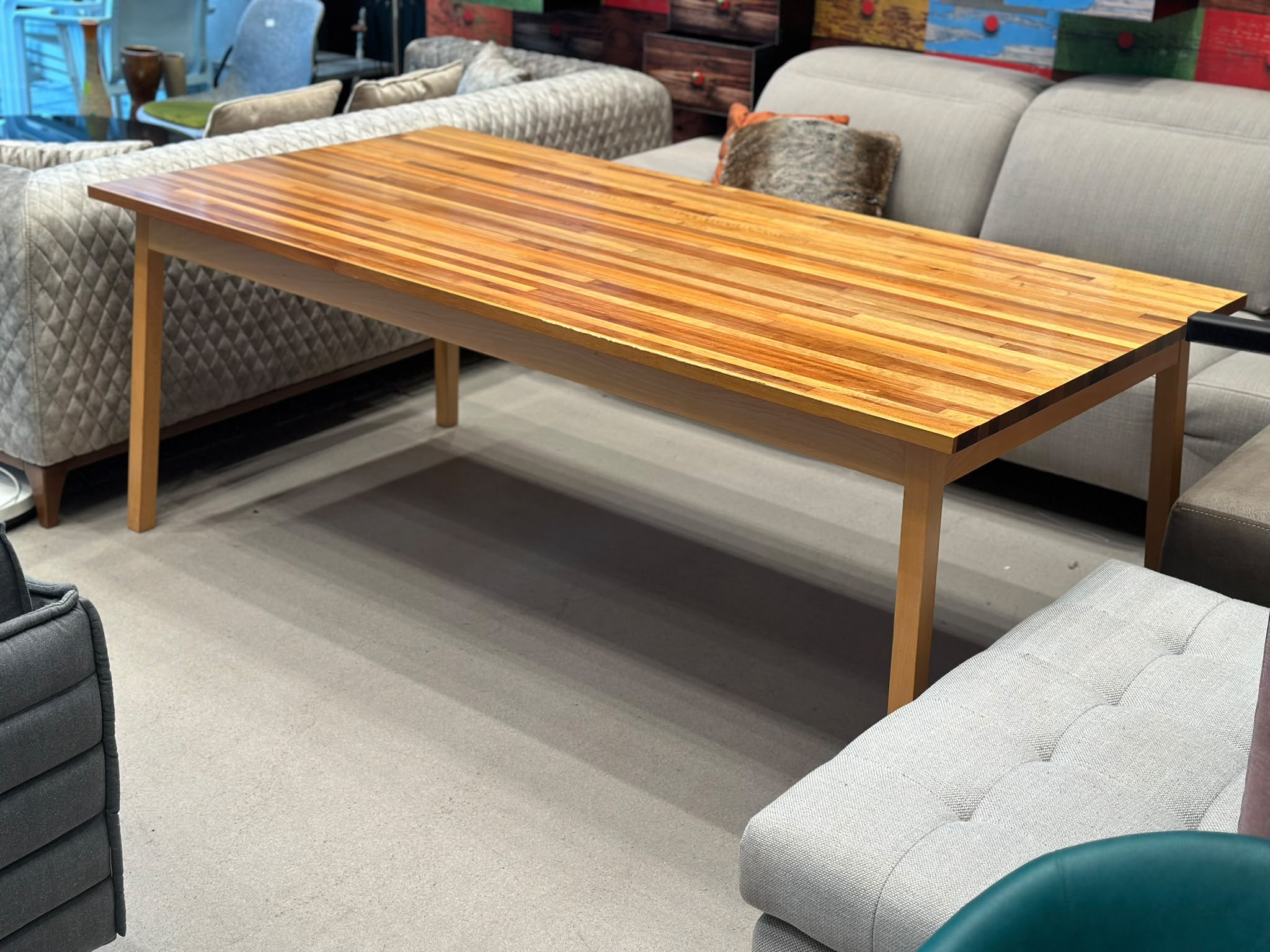 Table à manger en bois