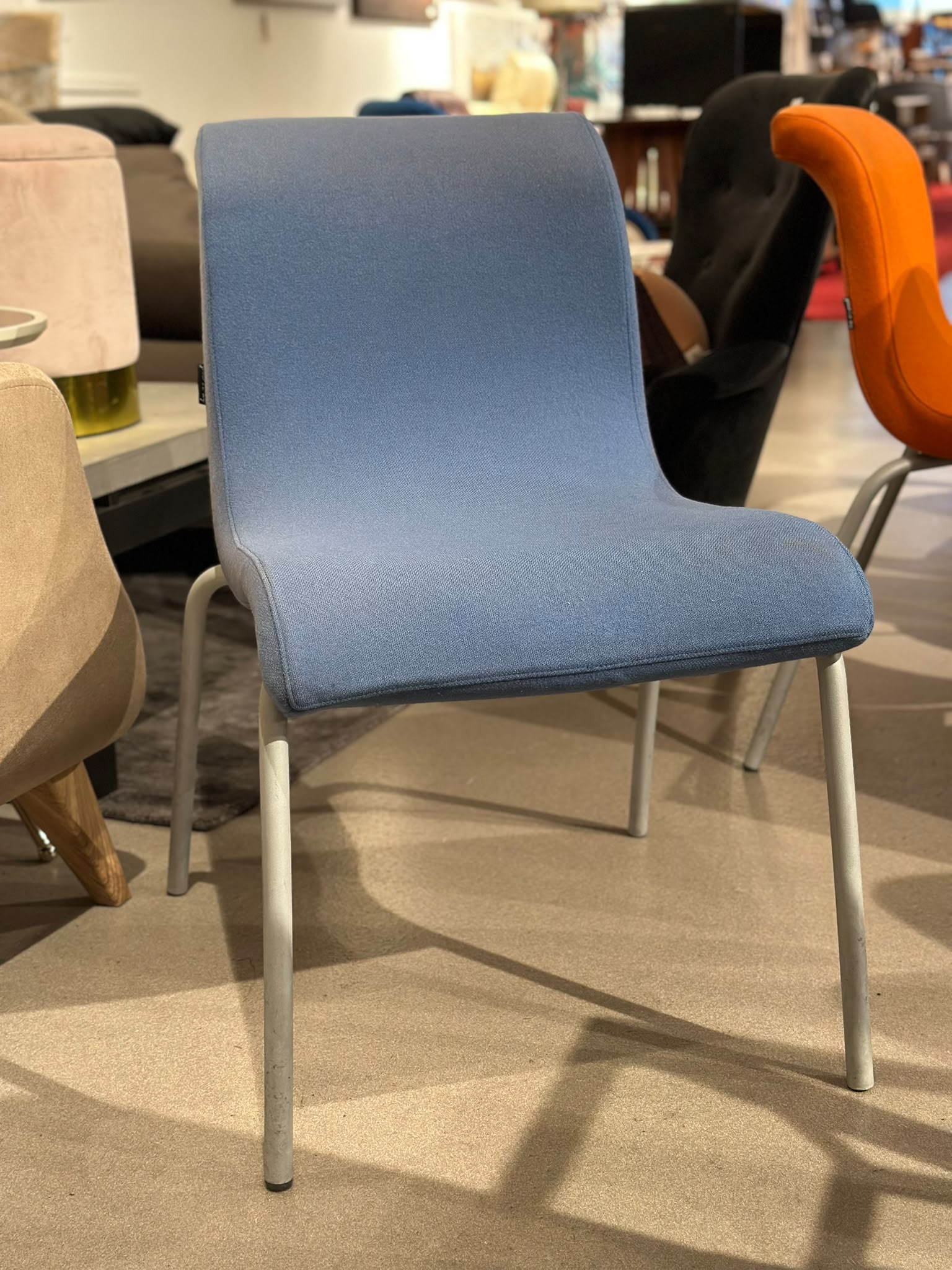 Chaise design bleu Flag - Lensvelt (3 pièces disponibles) - Image 3