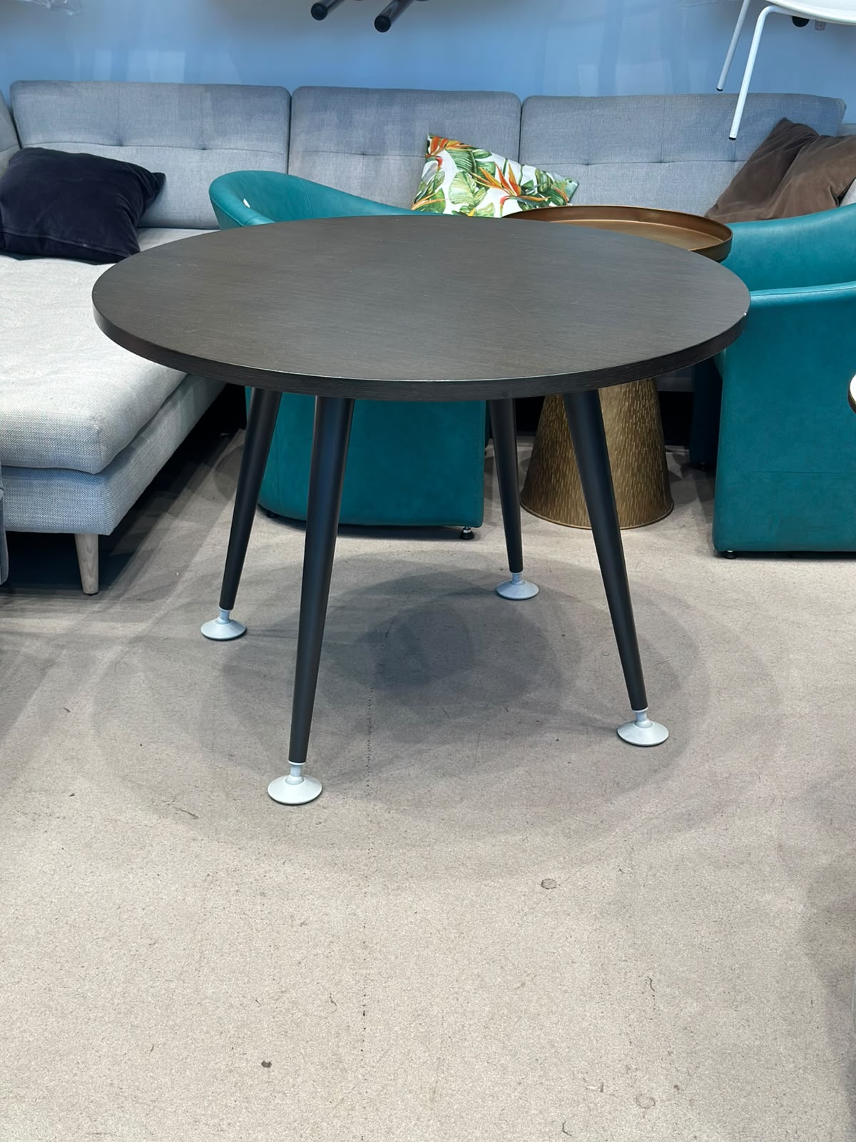 Table à manger ronde - KNOLL - Image 5