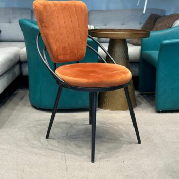 Chaise salle à manger ne velours (110 pièces disponibles)