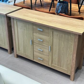 Buffet en bois 4 tiroirs et 2 porte
