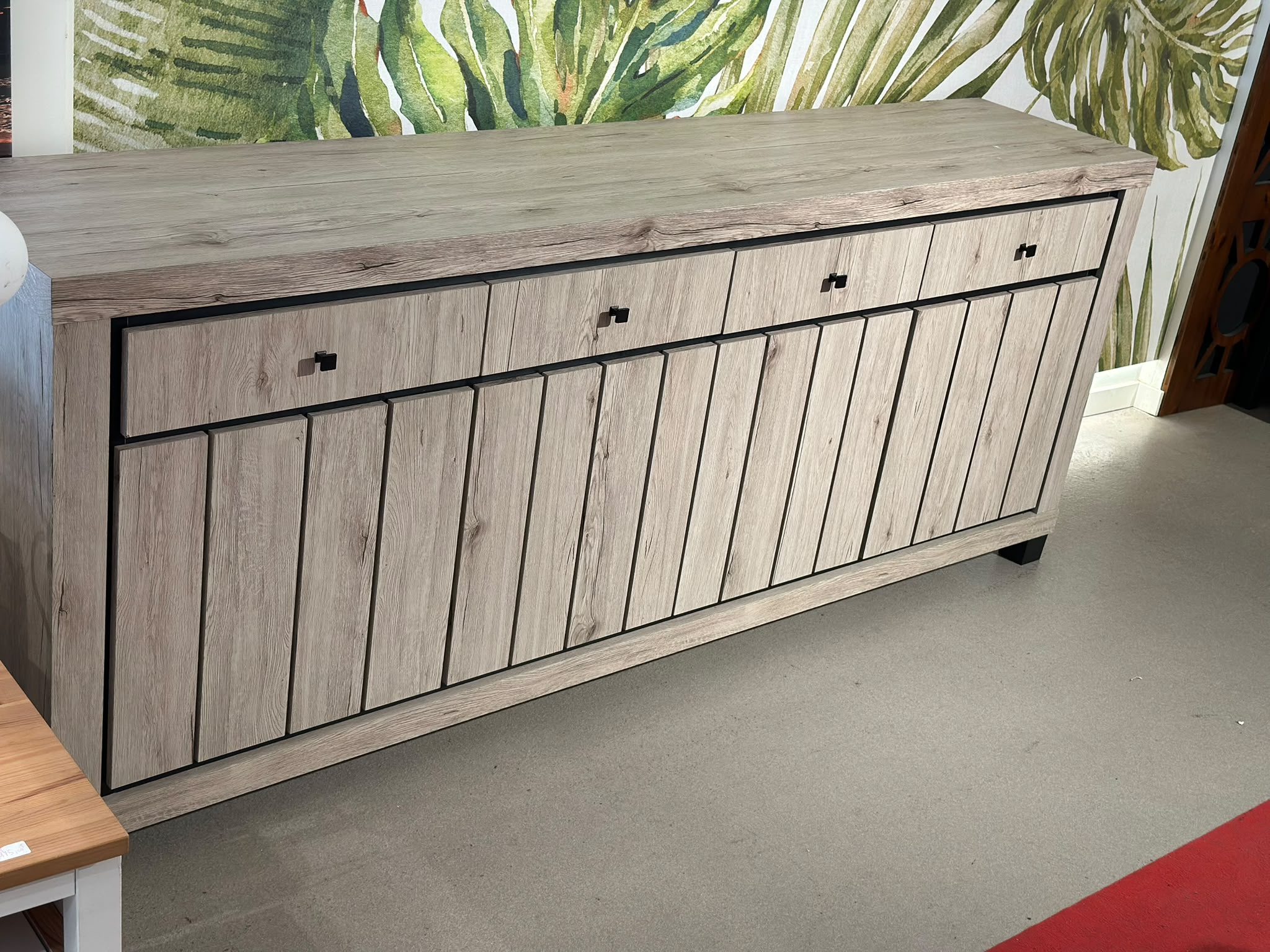 Buffet en bois 4 tiroirs et 2 porte - Image 2
