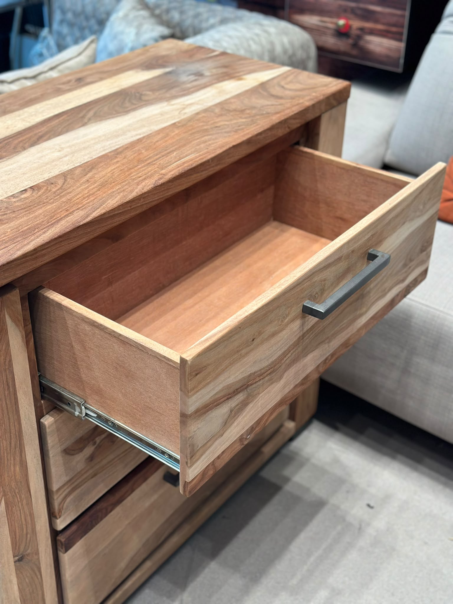 Buffet en bois massif de sheesham avec 3 tiroirs et 2 porte - Image 3