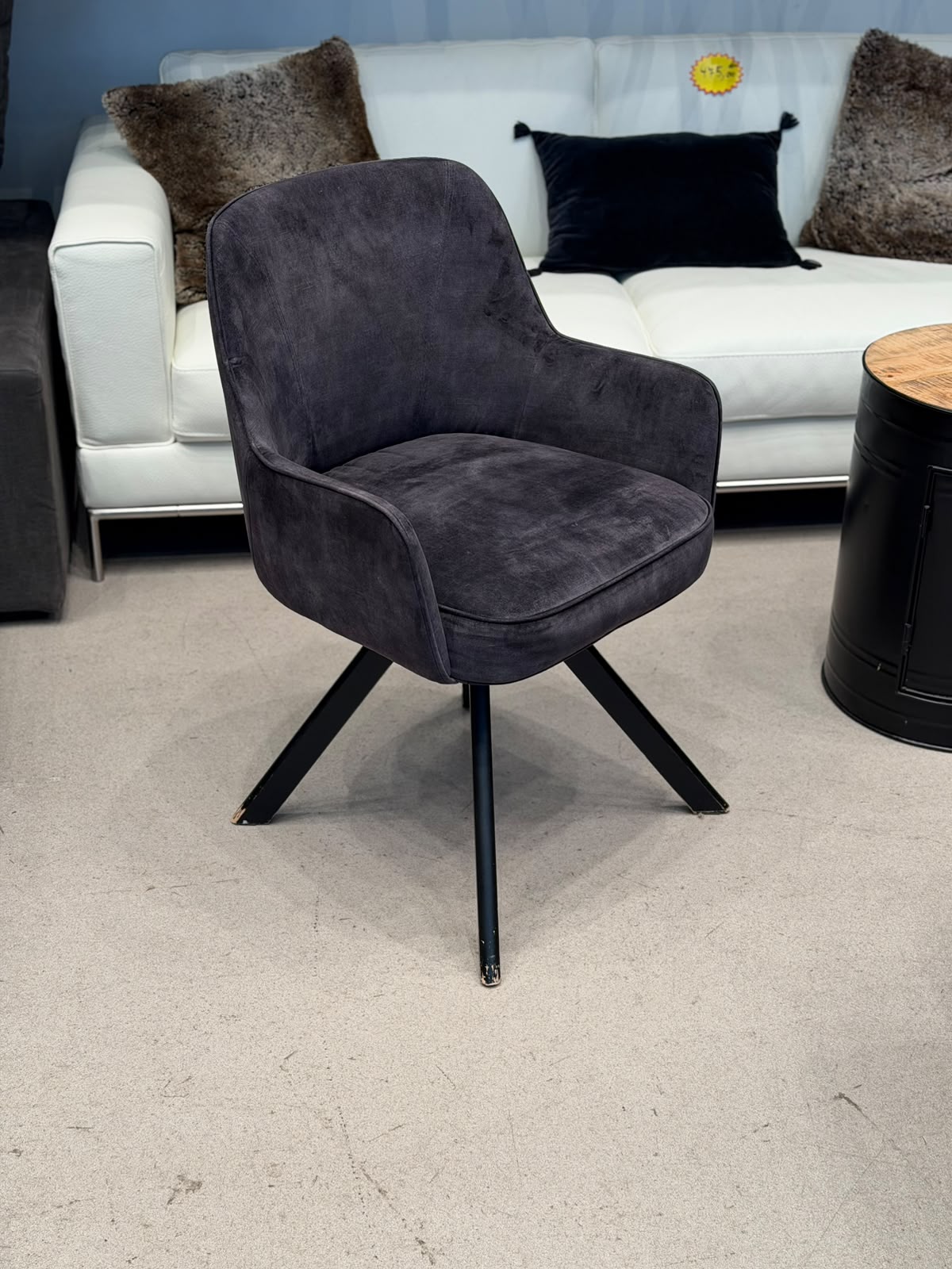 6x Chaises/Fauteuil de salle à manger en velours - Image 2